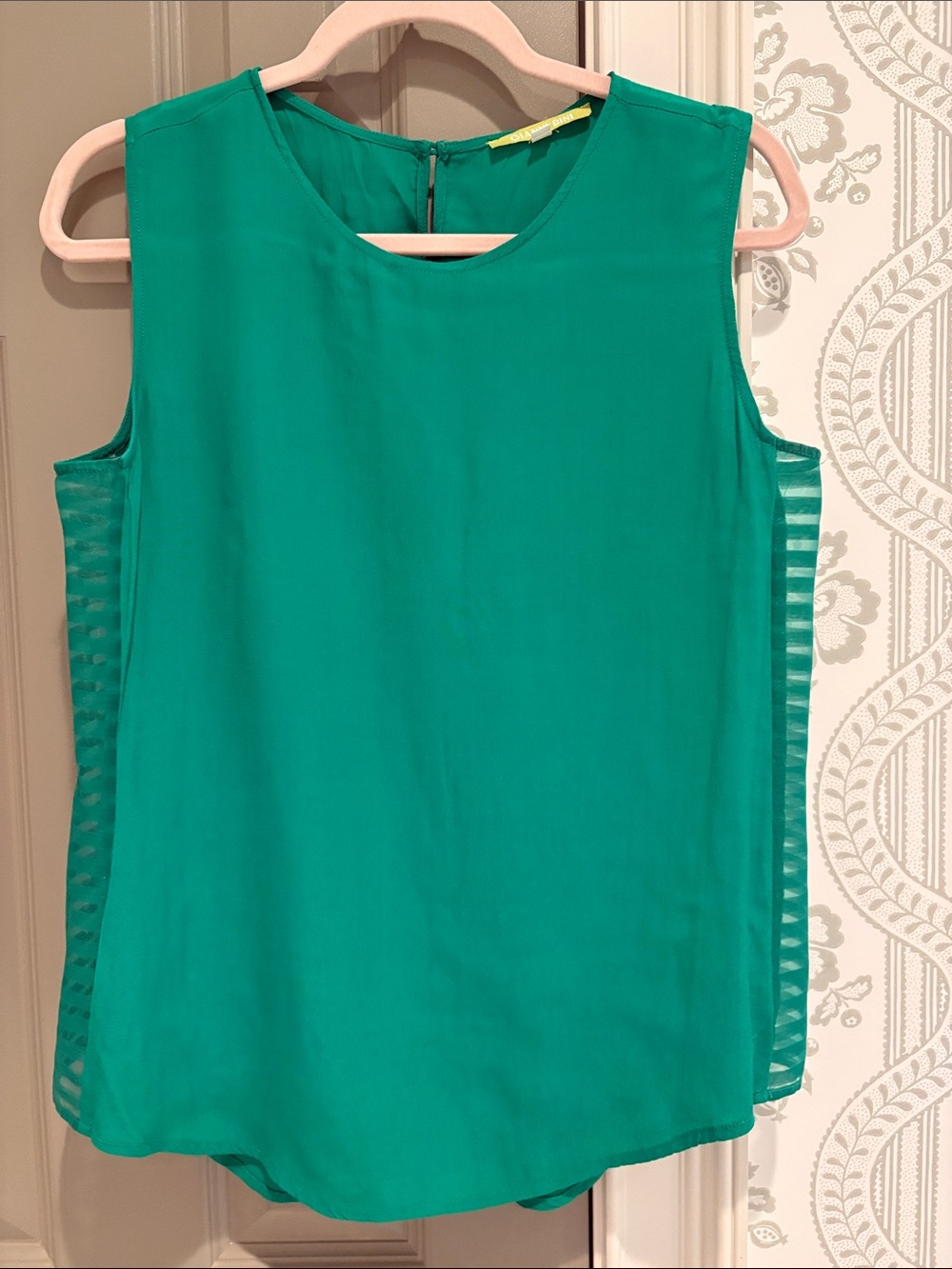 Gianni Bini Emerald Green Sleeveless Shell Top